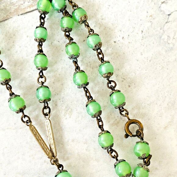 Vintage Czech Art Glass Pendant Necklace Green with Red Lava Silver Tone 16 in - Picture 6 of 6